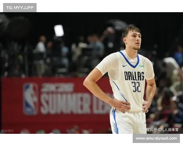 弗拉格突破上篮得手，独行侠首次运动战进球